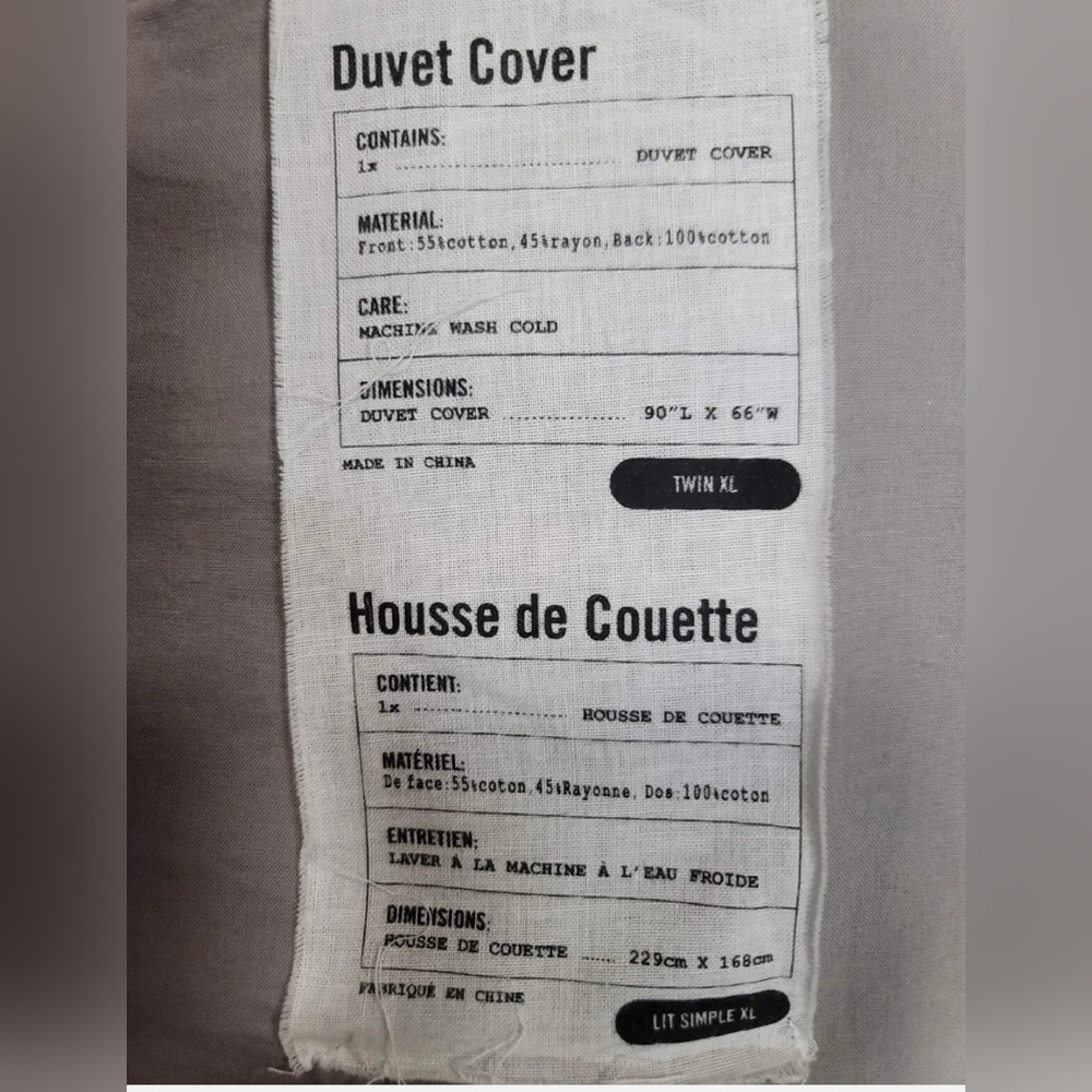 Urban Outfitters Julienne Velvet Duvet Cover Twin Size XL - Picture 8 of 8
